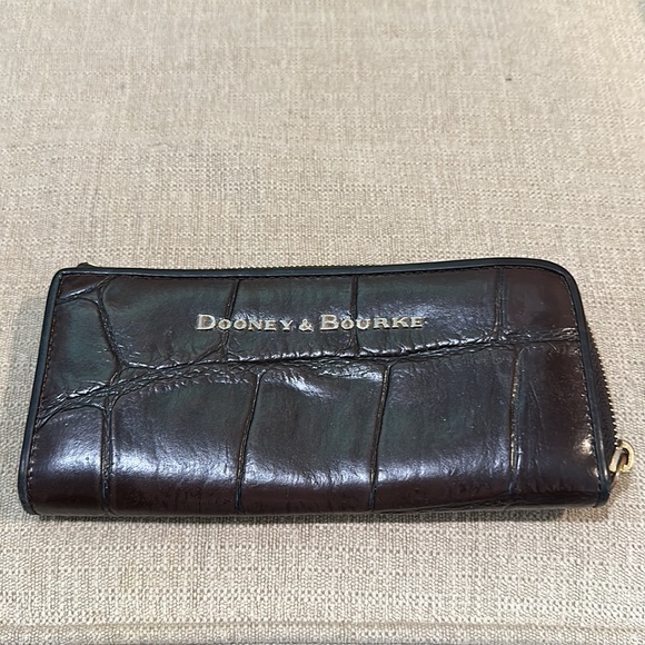 Nwt Dooney & Bourke exotic Denison croc 1975 Vintage tote & wallet set - Picture 4 of 8